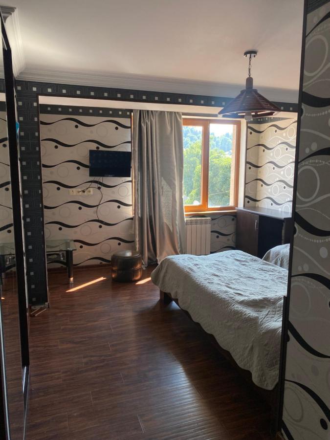 Amadeus Hotel Бакуриани Екстериор снимка